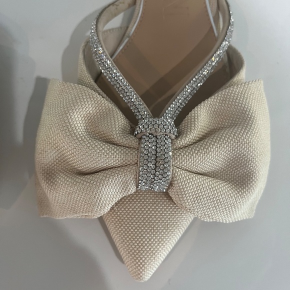 GIANNI BINI SZ 8 RHINE STONE FLATS - Picture 6 of 8